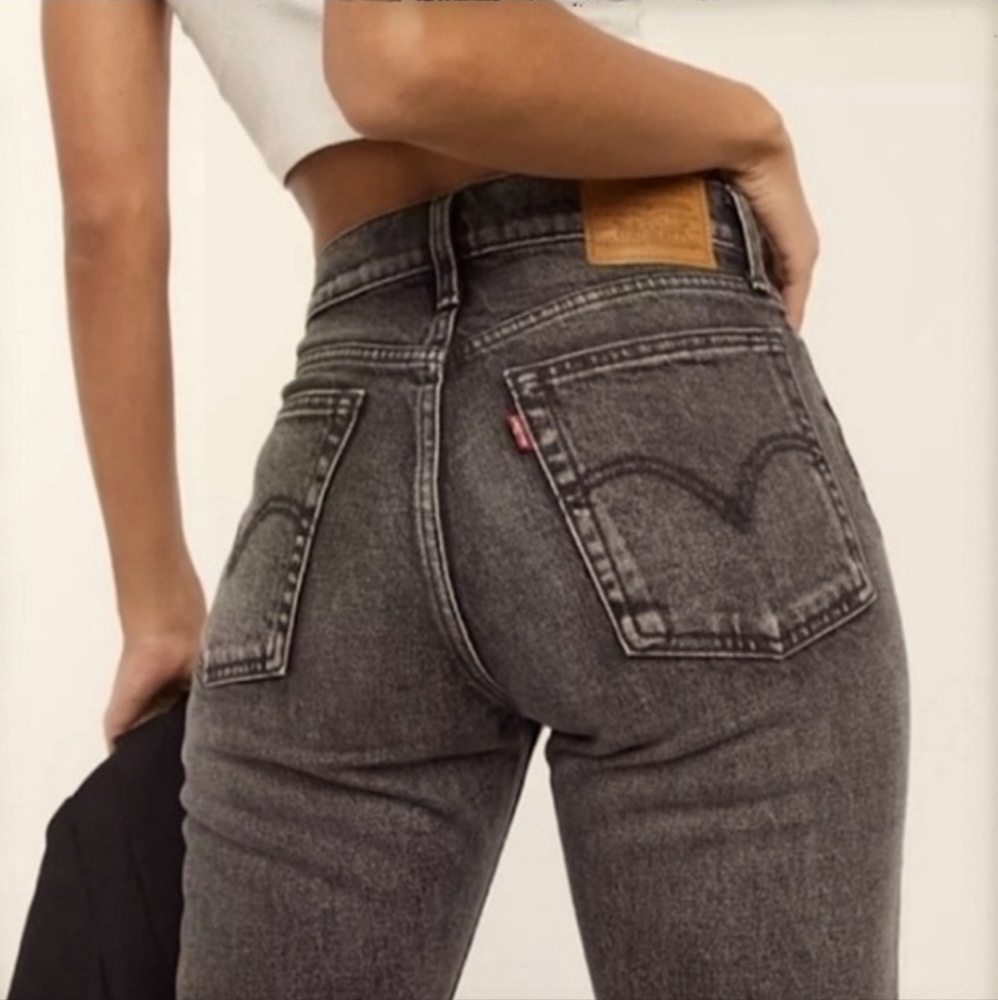 Levi's Wedgie High Rise Skinny Jeans Black/Gray Wash Denim Frayed Hem Ankles W26